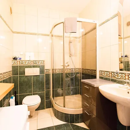 Happyestate 3 Min Do Rynku Daire