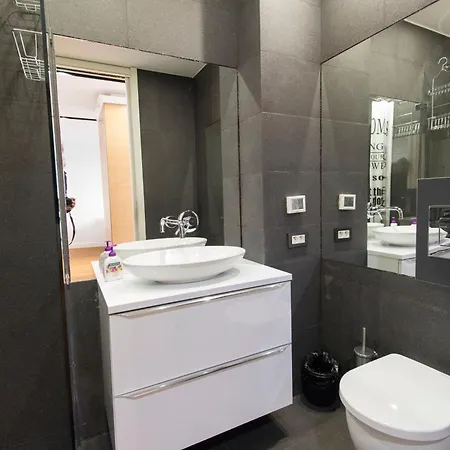 Happyestate 3 Min Do Rynku *